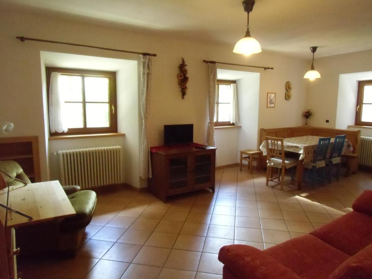 Rio Gambis Apartment Cavalese Eksteriør bilde